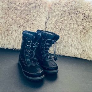 Boys winter boots